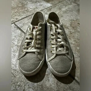 Women’s Keds dream foam 8